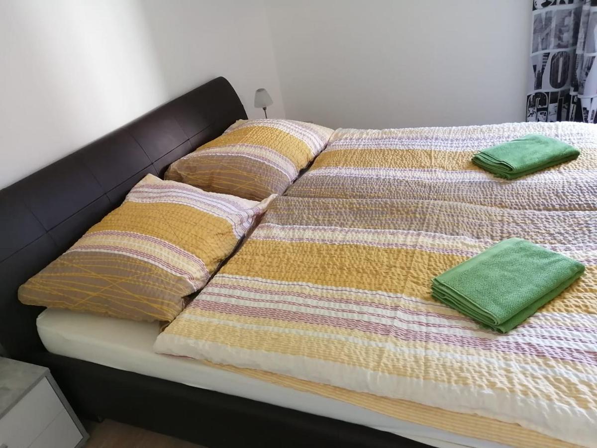 Apartment Hoermann Ardning Bagian luar foto
